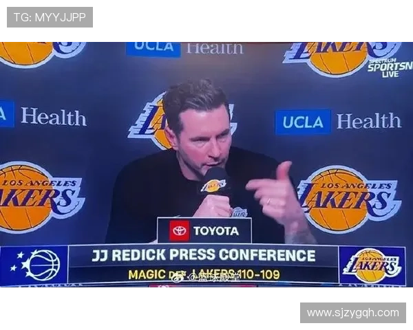 雷迪克点评老詹三双与湖人内线组合 雷迪克点评老詹三双与湖人内线组合